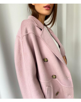 Двубортное пальто с поясом